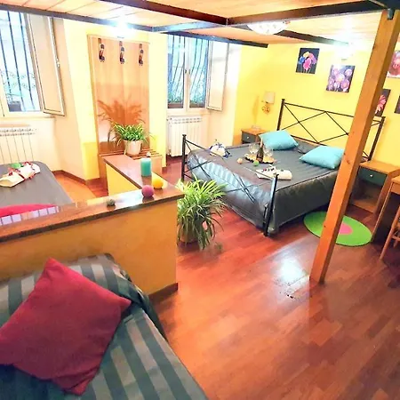 La Casa Simpatia - Hotel con Parcheggio a Richiesta Convenzionato !
