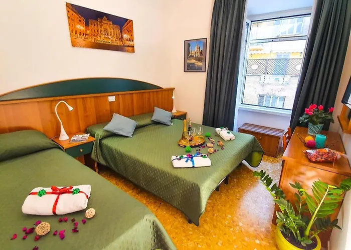 Gasthof La Casa Verde Roma - Free Secure Parking If You Book 3 Nights